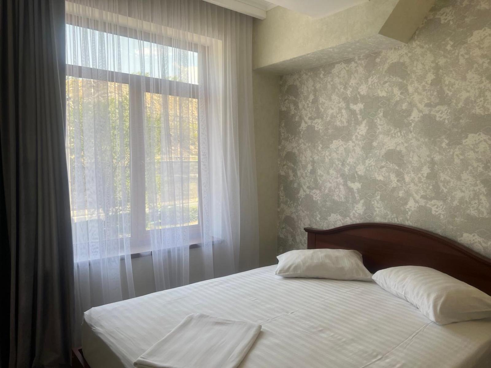 Park Avenue Hotel Erivan Exterior foto