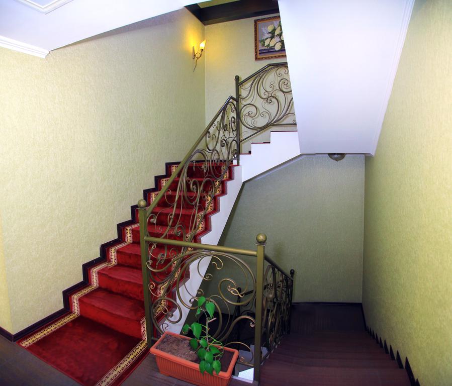Park Avenue Hotel Erivan Exterior foto